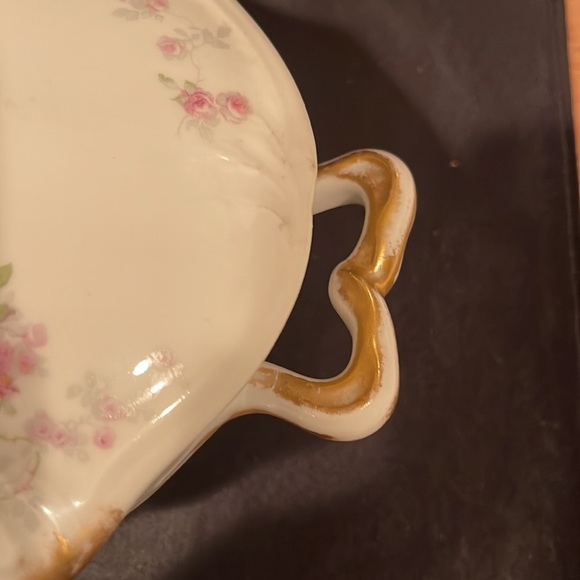 C. Ahernfeldt, Pink Floral With Green Leaves Pattern, Limoges: Large Tureen - Picture 9 of 10